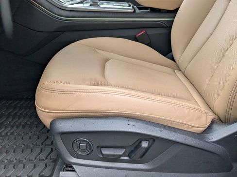 Used 2025 Audi Q7 3.0T Premium Plus image 26