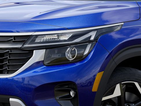 New 2026 Kia Seltos S AWD/4WD image 11
