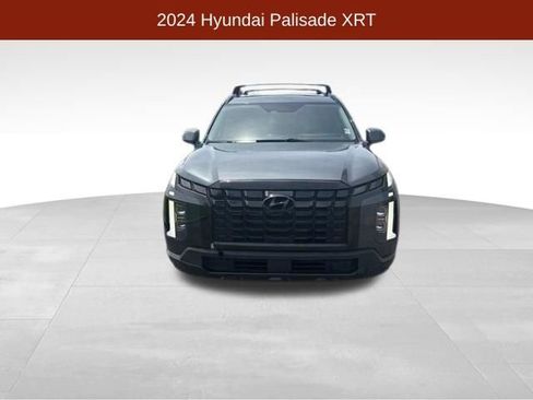 Used 2024 Hyundai Palisade XRT FWD image 2
