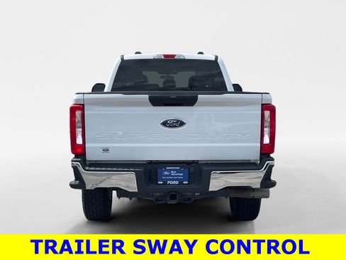 Certified 2024 Ford F250 XLT image 5