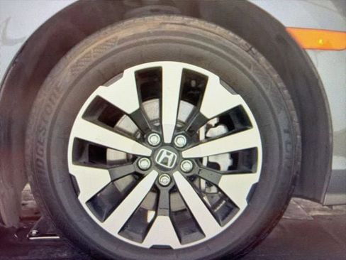 Used 2025 Honda Odyssey EX-L image 8