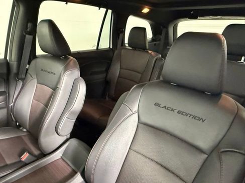Used 2021 Honda Pilot Black Edition image 31