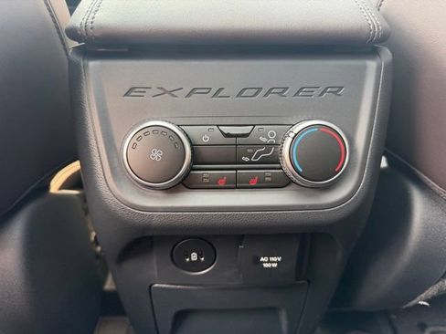 New 2026 Ford Explorer Platinum w/ LUX Leather Package AWD/4WD image 27