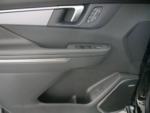 New 2026 Buick Enclave Sport Touring w/ Super Cruise Package image 14