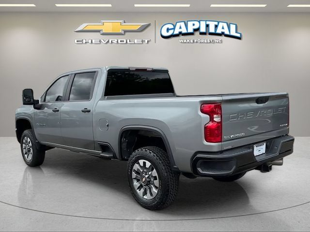 Used 2025 Chevrolet Silverado 2500 Custom w/ Custom Value Package AWD/4WD image 3