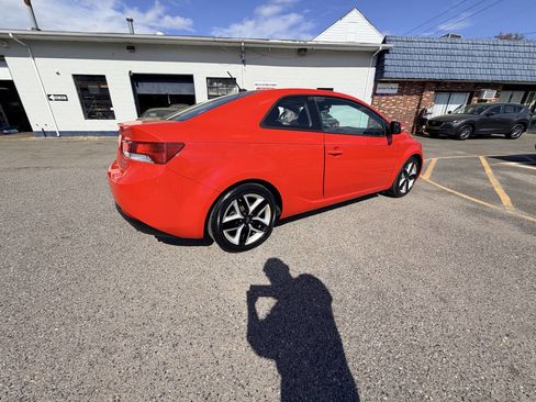 Used 2010 Kia Forte Koup SX image 46