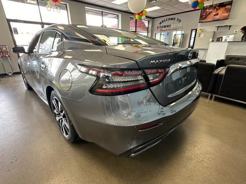 Used 2021 Nissan Maxima 3.5 SV w/ Floor Mat Group image 8