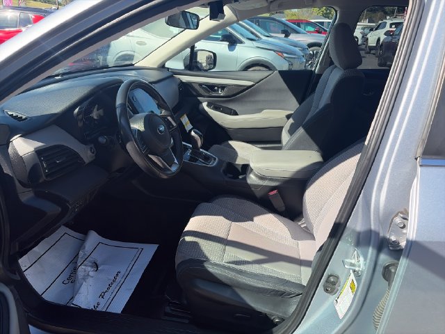 Used 2023 Subaru Outback Premium AWD/4WD image 9