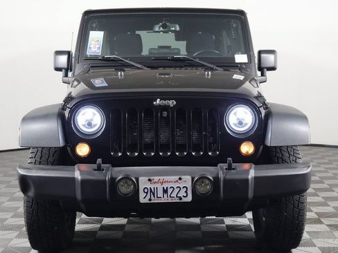 Used 2014 Jeep Wrangler Unlimited Sport w/ Quick Order Package 24S AWD/4WD image 2
