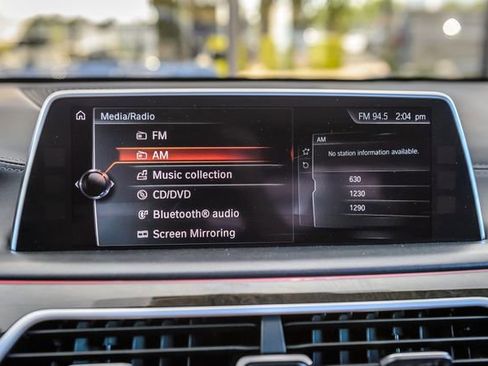 Used 2016 BMW 740i RWD image 21