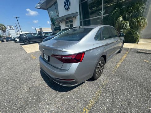 Used 2022 Volkswagen Jetta S FWD image 17