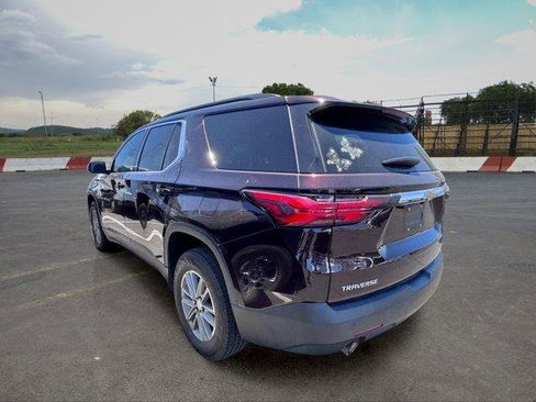 Used 2022 Chevrolet Traverse LT FWD image 4