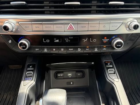 Used 2020 Kia Telluride EX AWD/4WD image 18