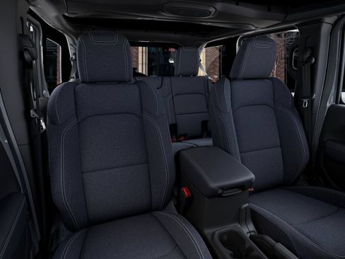 New 2026 Jeep Wrangler Unlimited Rubicon w/ Rockslide Package AWD/4WD image 16