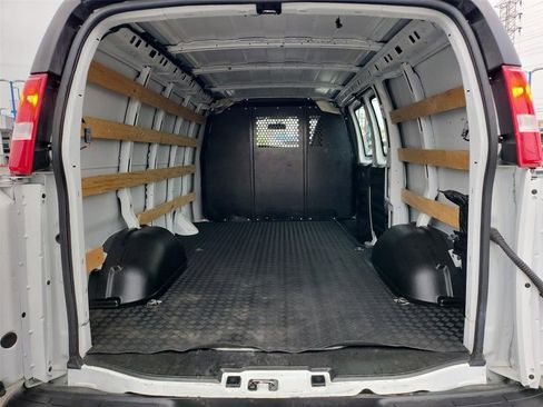 Used 2024 Chevrolet Express 2500 w/ Driver Convenience Package RWD image 14