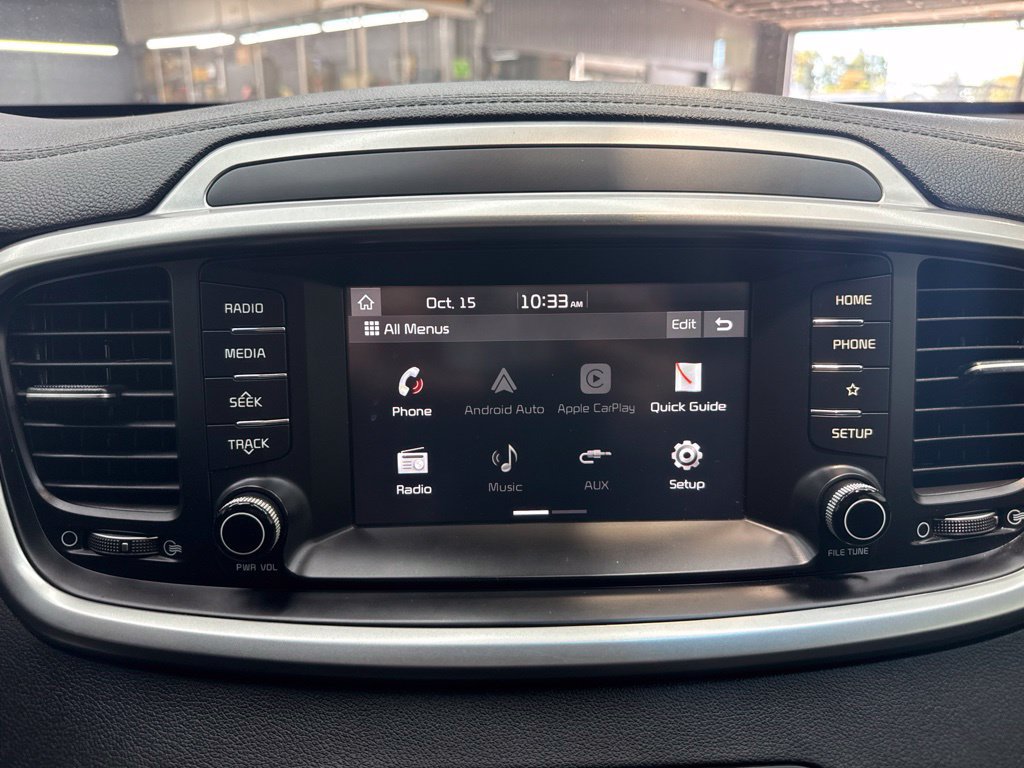 Used 2019 Kia Sorento FWD image 23