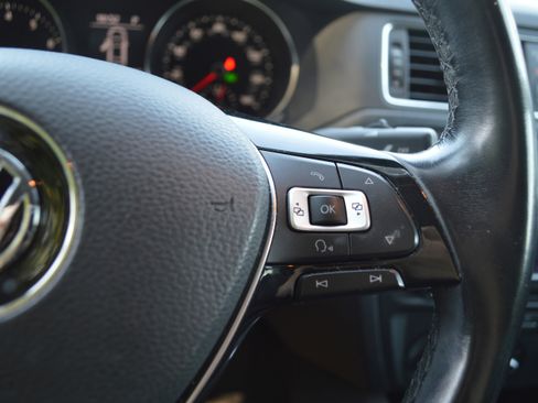 Used 2018 Volkswagen Jetta SE FWD image 16