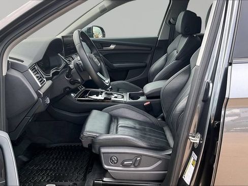 Used 2023 Audi Q5 2.0T Premium Plus w/ Premium Plus Package AWD/4WD image 27