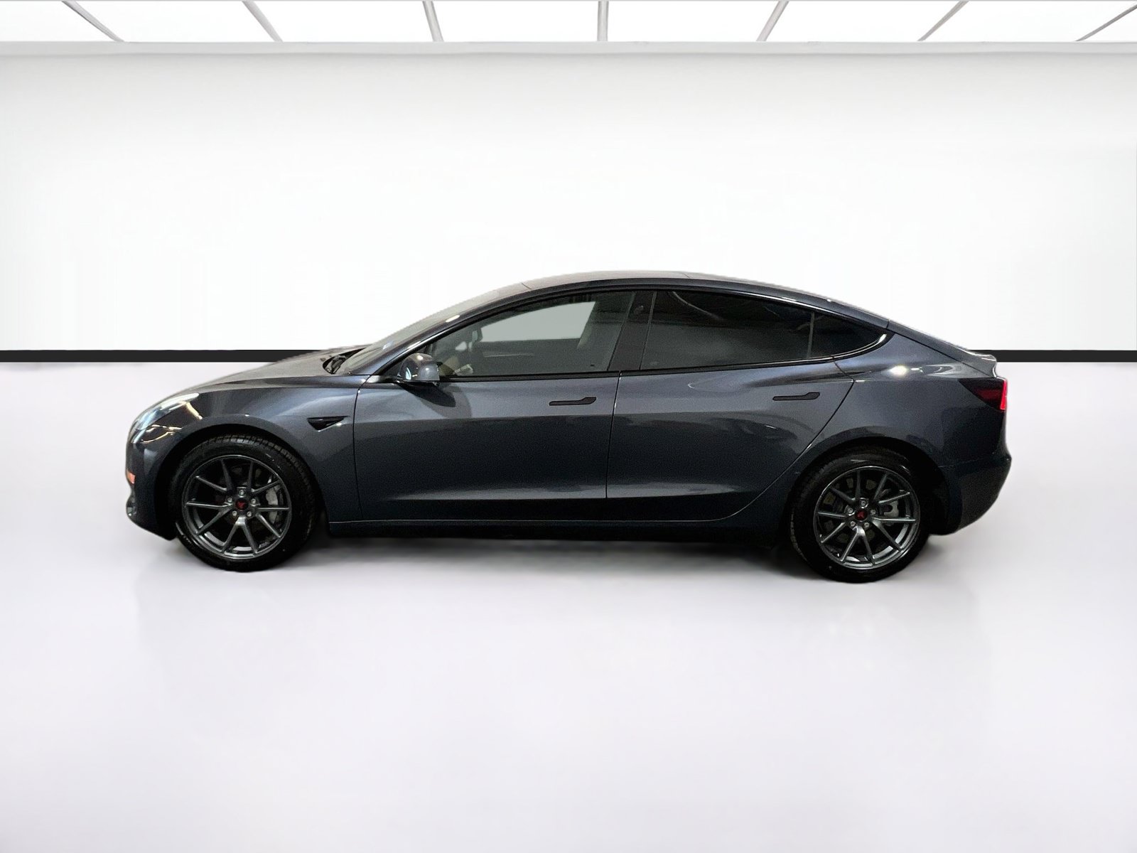 Used 2023 Tesla Model 3 Standard Range RWD image 22