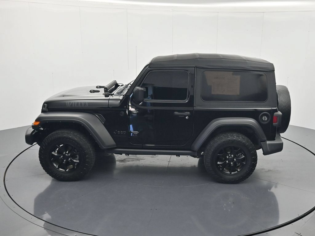 Used 2021 Jeep Wrangler Sport AWD/4WD image 34