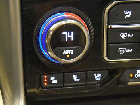 Used 2021 GMC Yukon Denali w/ Denali Ultimate Package image 24