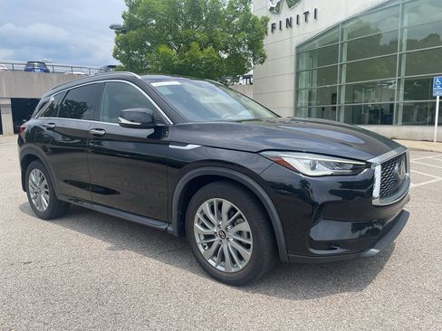 Used 2023 INFINITI QX50 Luxe AWD/4WD image 1