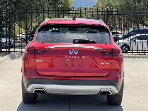 Used 2022 INFINITI QX50 Sensory FWD image 4