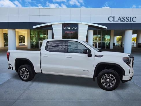 Used 2025 GMC Sierra 1500 AT4 AWD/4WD image 9