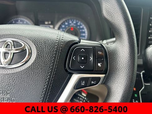 Used 2020 Toyota Sienna L FWD image 14