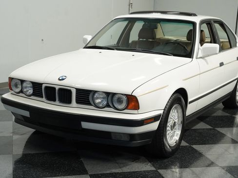 Used 1989 BMW 525i Sedan image 16