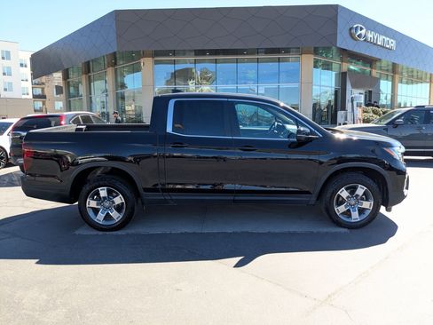 Used 2025 Honda Ridgeline RTL image 2