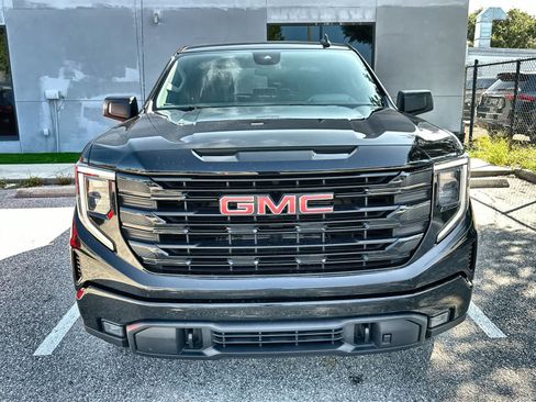 Used 2023 GMC Sierra 1500 Elevation AWD/4WD image 12