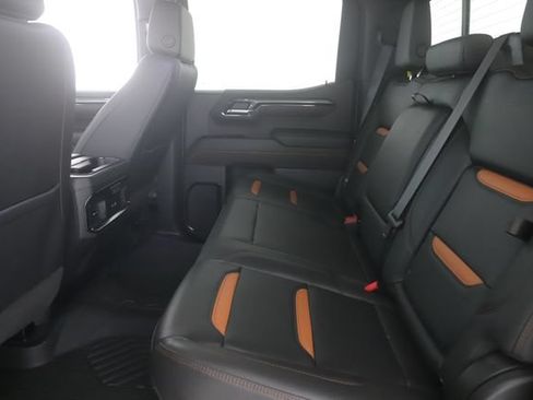 Used 2023 GMC Sierra 1500 AT4 w/ AT4 Premium Package AWD/4WD image 28