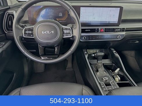 Used 2024 Kia Sorento EX FWD image 24