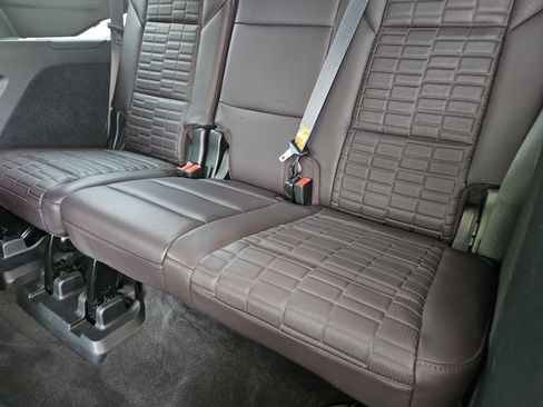 Used 2022 Cadillac Escalade Sport Platinum AWD/4WD image 21