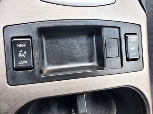 Used 2013 Subaru Legacy 2.5i Premium w/ All-Weather Pkg AWD/4WD image 46