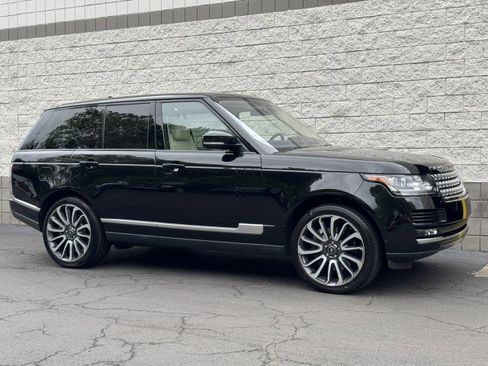 Used 2016 Land Rover Range Rover Supercharged AWD/4WD image 17