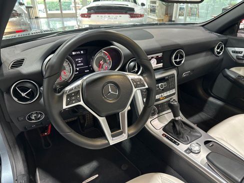 Used 2013 Mercedes-Benz SLK 250 image 42