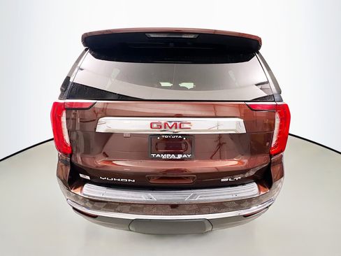 Used 2023 GMC Yukon SLT w/ Max Trailering Package image 6