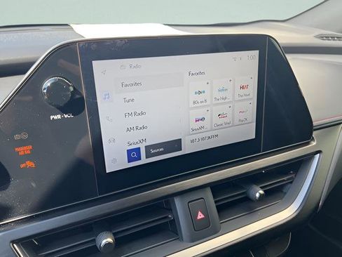 Used 2024 Lexus UX 250h F Sport AWD/4WD image 15