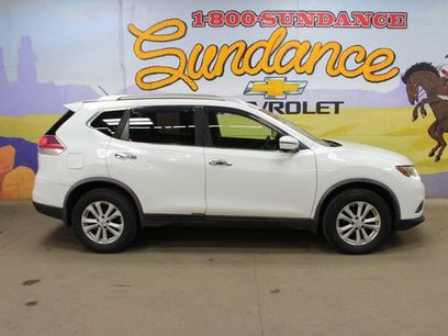 Used 2016 Nissan Rogue SV w/ SV Premium Package
