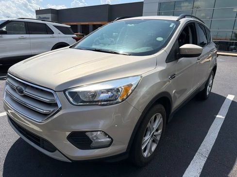 Used 2018 Ford Escape SE AWD/4WD image 1