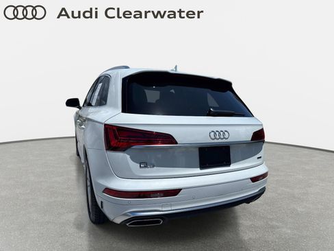 Certified 2023 Audi Q5 2.0T Premium w/ Convenience Package AWD/4WD image 8