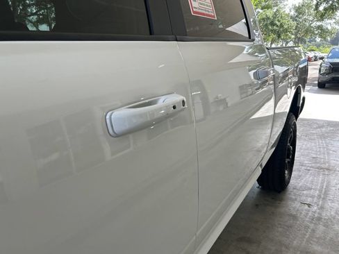 Used 2026 RAM 2500 Laramie AWD/4WD image 17