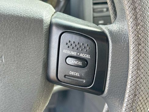 Used 2005 Dodge Durango SLT AWD/4WD image 15