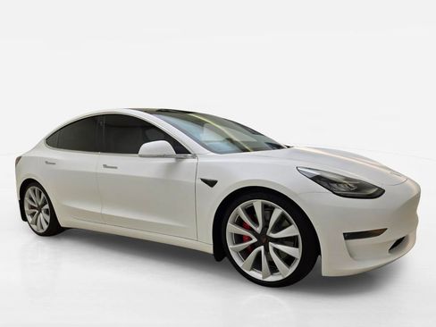 Used 2018 Tesla Model 3 Performance AWD/4WD image 3