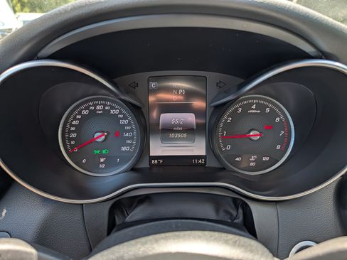 Used 2016 Mercedes-Benz C 300 4MATIC Sedan image 22