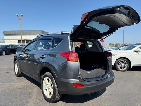 Used 2013 Toyota RAV4 XLE FWD image 33