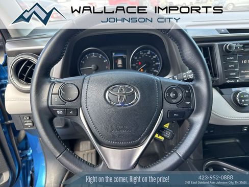 Used 2017 Toyota RAV4 XLE FWD image 28
