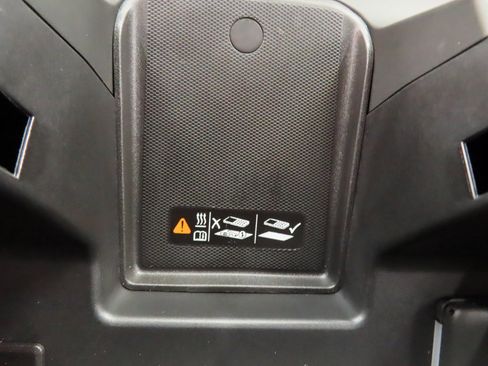 Used 2024 GMC Sierra 2500 SLT w/ SLT Premium Package image 71